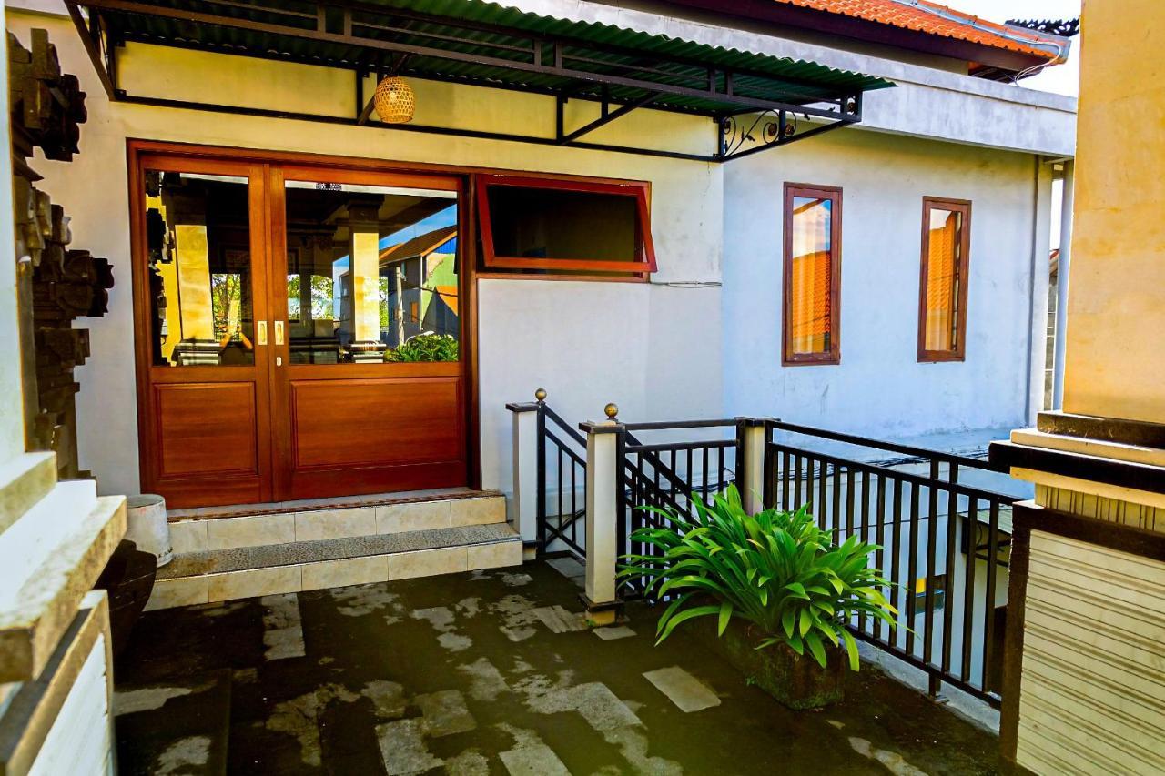 Adi Homestay Canggu Εξωτερικό φωτογραφία